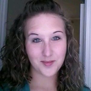 Meet your Posher, Karri